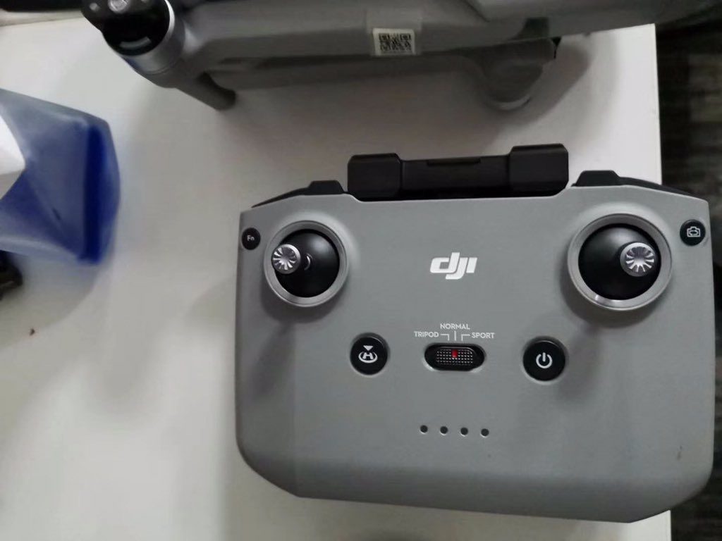 В сети появились фото нового дрона DJI Mavic Air 2
