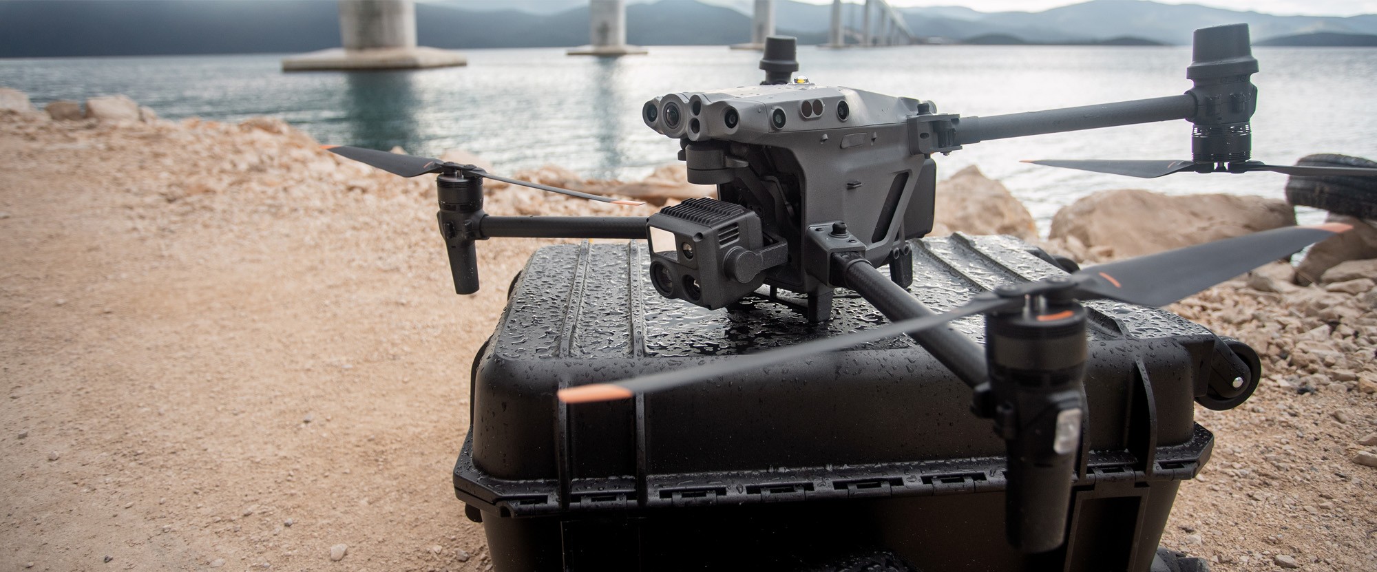 Обзор DJI M30T: портативный и мощный дрон