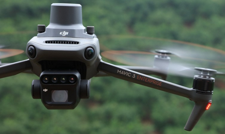 DJI выпустили новый дрон Mavic 3 Multispectral для агрономов и экологов