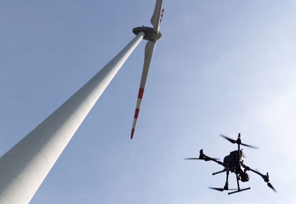 Применение дронов DJI для инспекции ветрогенераторов