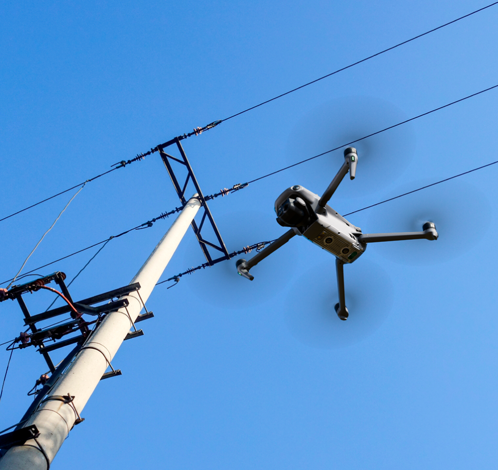 Осмотр линий электропередач с Mavic 3 Thermal
