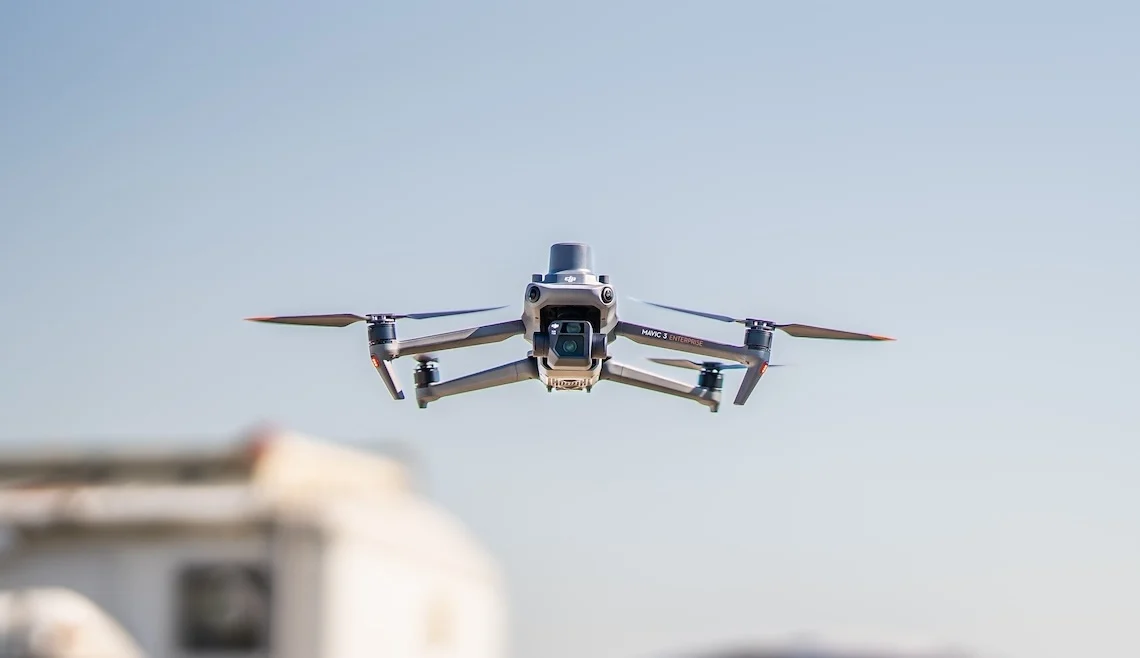 Всё, что вам нужно знать о съемках с помощью беспилотников 5 Mavic 3T